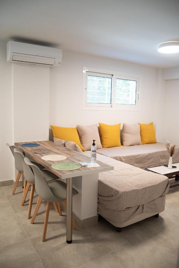 Apartment Naiads Nest - The Garden Gem *